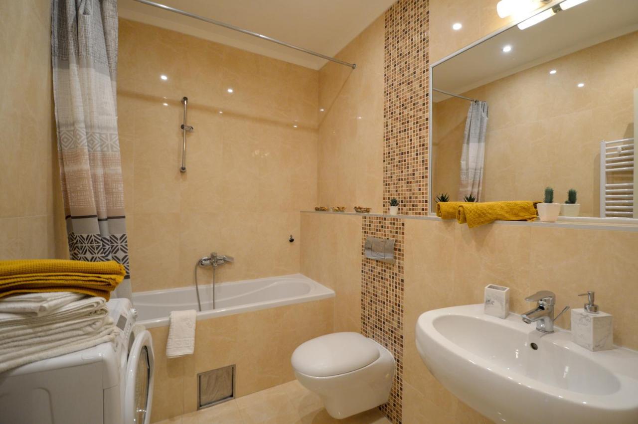 Spacious Studio Park City Novi Sad Exteriér fotografie